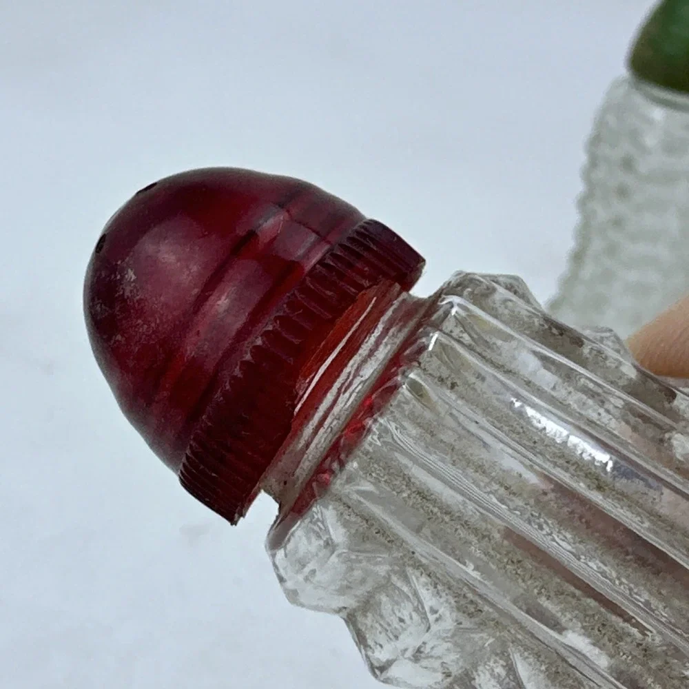 Vintage Salt & Pepper Shakers Clear Glass Green Red Top Lot of 3, Extra Caps